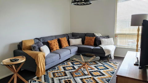Number 9 Leisure Stay - Kawana Tourism 1