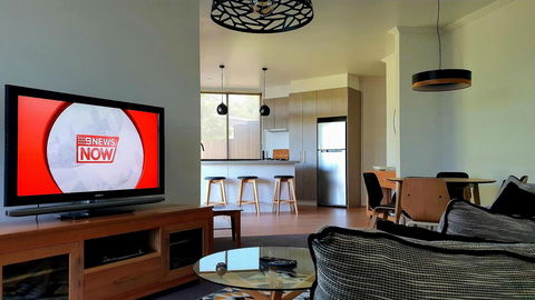 Number 9 Leisure Stay - Kawana Tourism 0