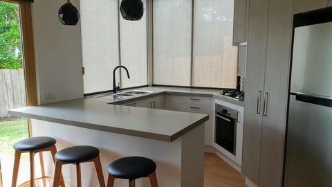 Number 9 Leisure Stay - Kawana Tourism 6