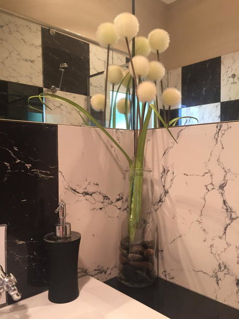 Little River Bed And Breakfast - Kawana Tourism 22