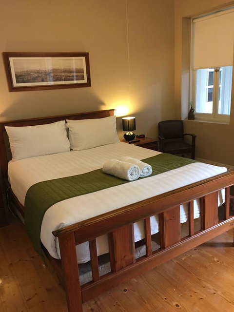 Little River Bed And Breakfast - Kawana Tourism 17