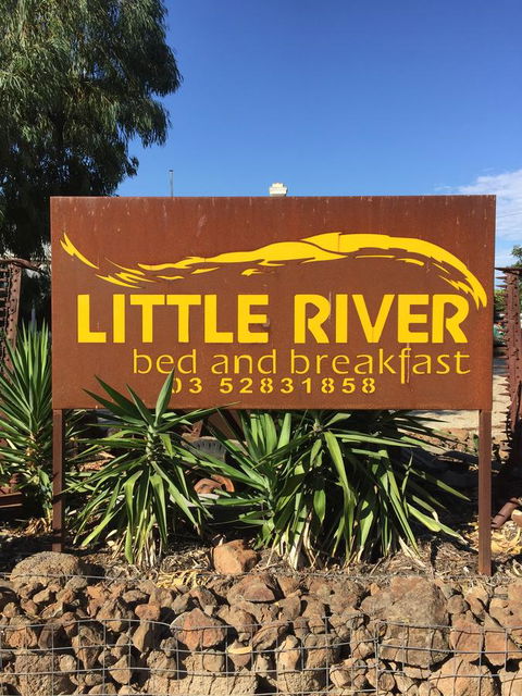 Little River Bed And Breakfast - Kawana Tourism 2