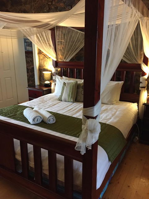 Little River Bed And Breakfast - Kawana Tourism 9