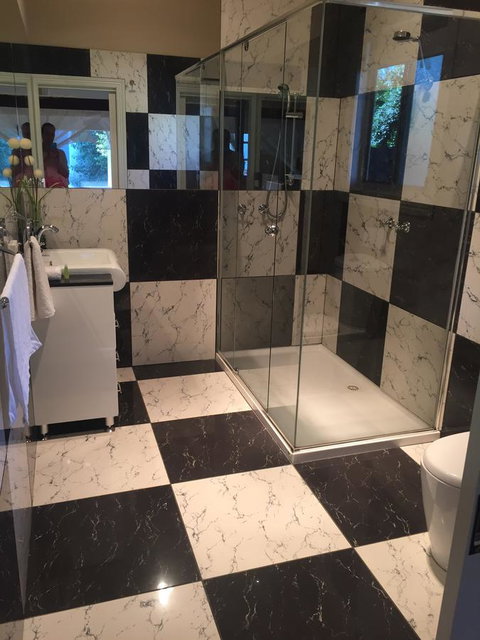 Little River Bed And Breakfast - Kawana Tourism 23