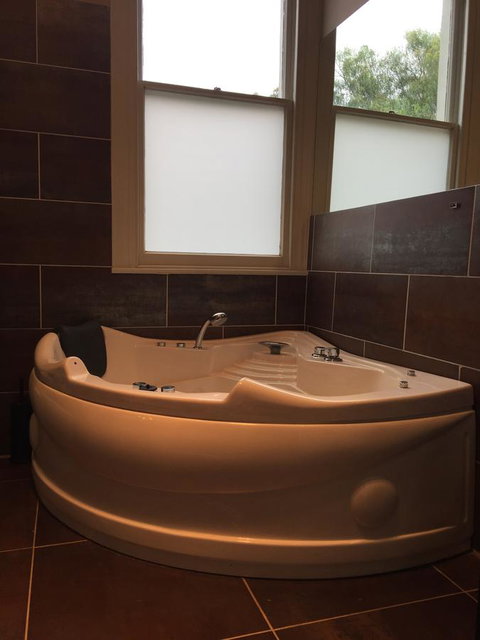 Little River Bed And Breakfast - Kawana Tourism 28