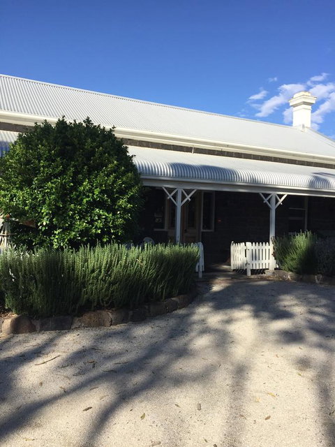 Little River Bed And Breakfast - Kawana Tourism 3