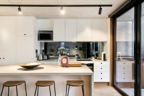 Stylish Apartment In Unique Church Development - Kawana Tourism 3