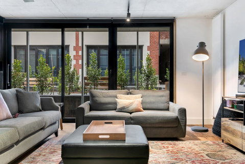 Stylish Apartment In Unique Church Development - Kawana Tourism 4
