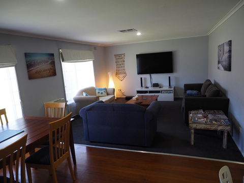 Port Relaxation - Kawana Tourism 1