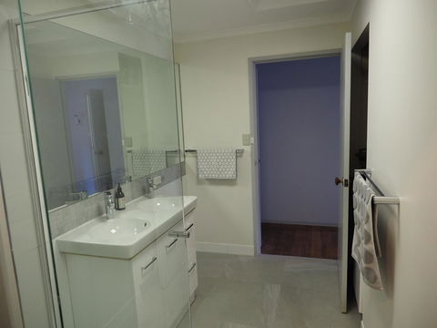 Port Relaxation - Kawana Tourism 4