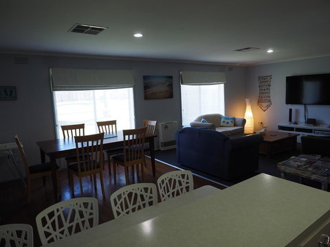 Port Relaxation - Kawana Tourism 2