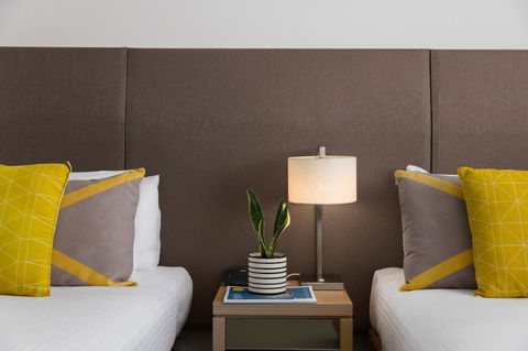 Atura Dandenong - Kawana Tourism 5