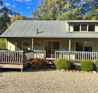 Kangurra Holiday House - Kawana Tourism