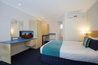 Book Hamilton Accommodation Vacations Kawana Tourism Kawana Tourism