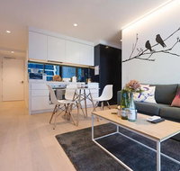 Ali  Hill accommodationlighthouse - Kawana Tourism