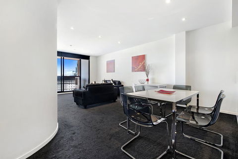 ULTIQA Little Collins (located At The Hero Apartment Building) - Kawana Tourism 33