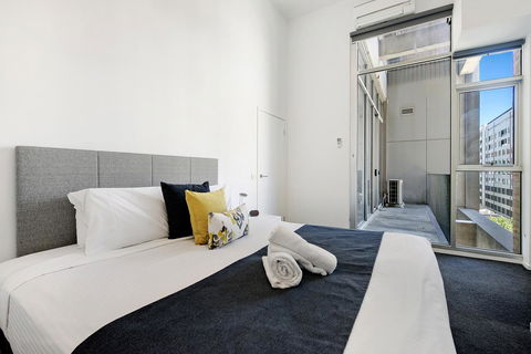 ULTIQA Little Collins (located At The Hero Apartment Building) - Kawana Tourism 22