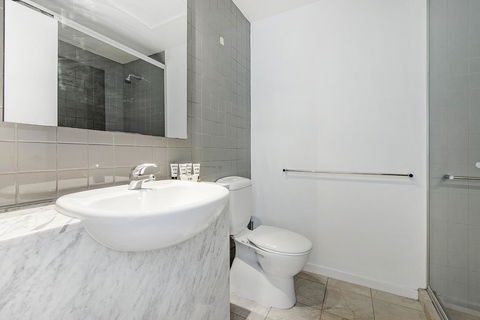 ULTIQA Little Collins (located At The Hero Apartment Building) - Kawana Tourism 20