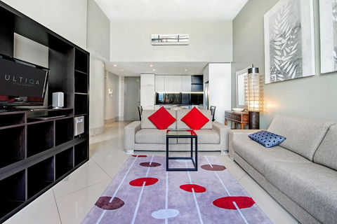 ULTIQA Little Collins (located At The Hero Apartment Building) - Kawana Tourism 4