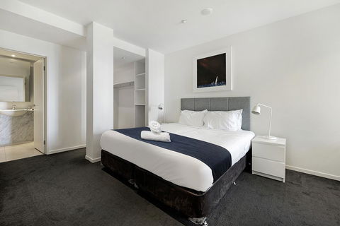 ULTIQA Little Collins (located At The Hero Apartment Building) - Kawana Tourism 28