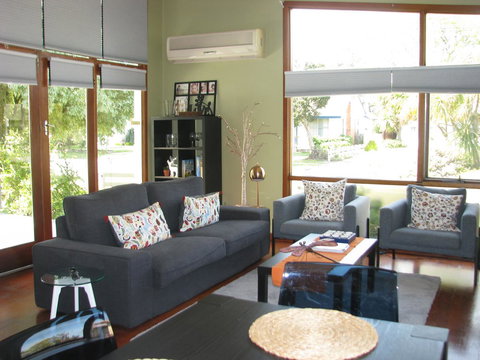 Growse House Yarram 3BR - Kawana Tourism 4
