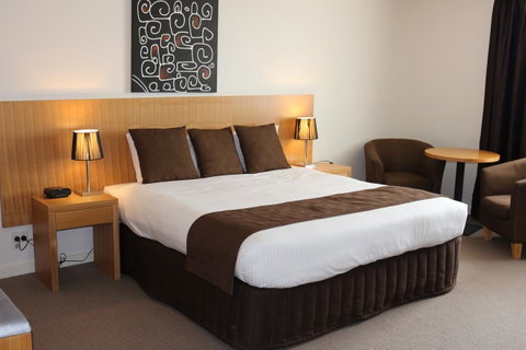 Bairnsdale International - Kawana Tourism 31