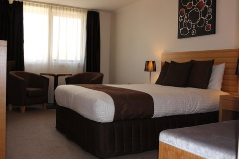 Bairnsdale International - Kawana Tourism 21