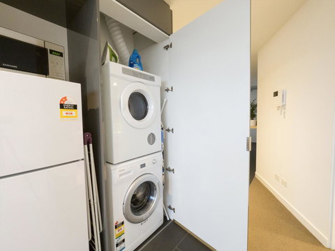 LittleStay Swanston - 2 Bedroom Aptm - Kawana Tourism 32