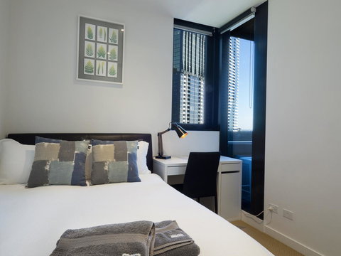 LittleStay Swanston - 2 Bedroom Aptm - Kawana Tourism 5