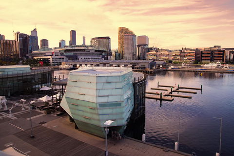 Accent Accommodation@Docklands - Kawana Tourism 9