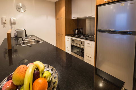 Accent Accommodation@Docklands - Kawana Tourism 17