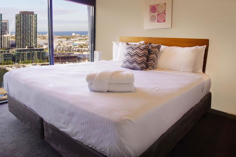 Accent Accommodation@Docklands - Kawana Tourism 26