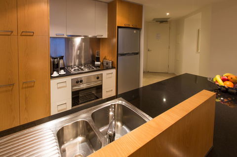 Accent Accommodation@Docklands - Kawana Tourism 14