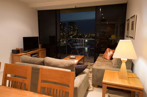 Accent Accommodation@Docklands - Kawana Tourism 13
