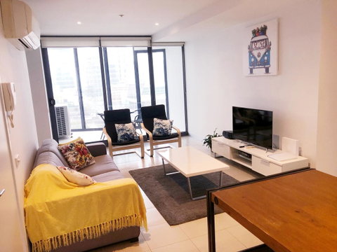 Trendy City Pad Melbourne - Kawana Tourism 5