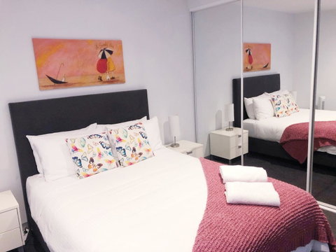 Trendy City Pad Melbourne - Kawana Tourism 2