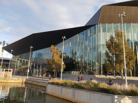 Trendy City Pad Melbourne - Kawana Tourism 20