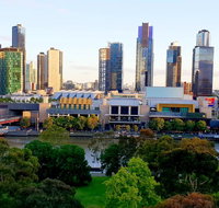 Trendy City Pad Melbourne - Kawana Tourism