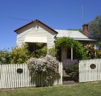 Miss Pym's Cottage - Kawana Tourism