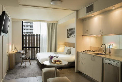 Fraser Place Melbourne - Kawana Tourism 10