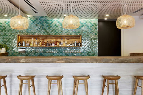 Quarters At Flinders Hotel - Kawana Tourism 6