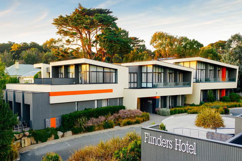 Quarters At Flinders Hotel - Kawana Tourism 0