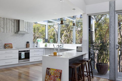 The Bird House - Kawana Tourism 1