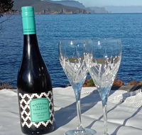 the cove... on the rocks at Port Arthur - Kawana Tourism