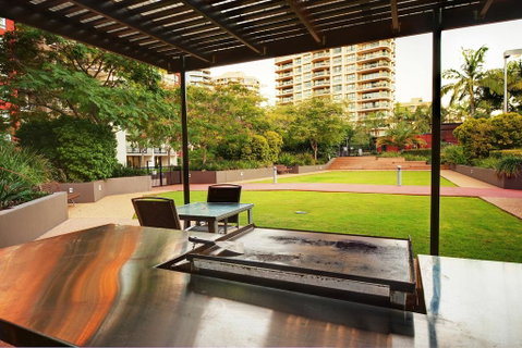 The Docks On Goodwin - Kawana Tourism 3