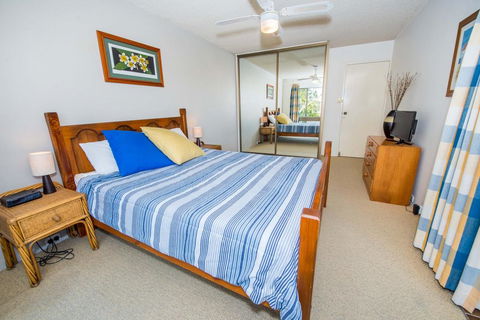 The Dunes Unit 5 - Fingal Bay - Kawana Tourism 3
