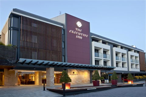 The Executive Inn, Newcastle - Kawana Tourism 1