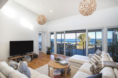 The G-Shack Rennies Beach, Ulladulla - Kawana Tourism 1