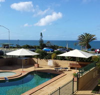 The Headlands 10 - 2 BDRM Apt Across from Alex Beach - Kawana Tourism