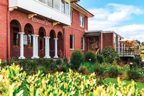 The Kermandie Hotel - Kawana Tourism 0